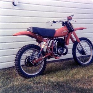 Rear frame rework suspension modification to a Honda CR125M